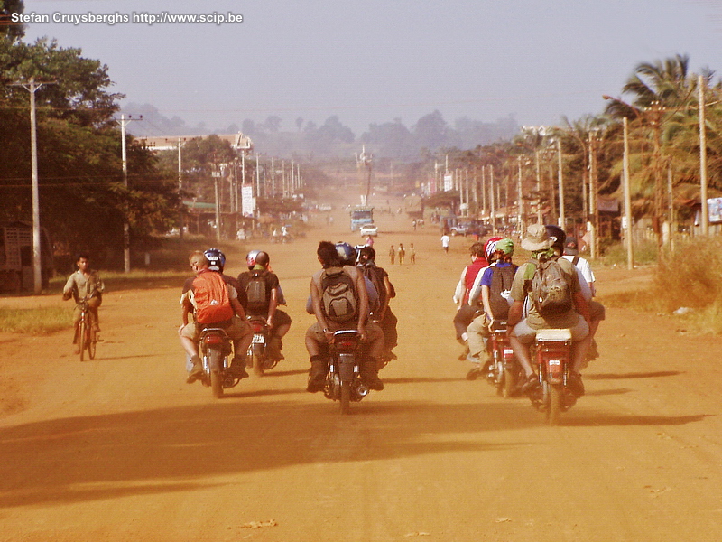 Banlung - motorbike taxis The outstanding means of transport in the Ratanakiri province are the moped taxis. Mopeds are the only vehicles that can gain any speed on these bumpy and dusty roads. We travelled with them for a few days.<br />
 Stefan Cruysberghs